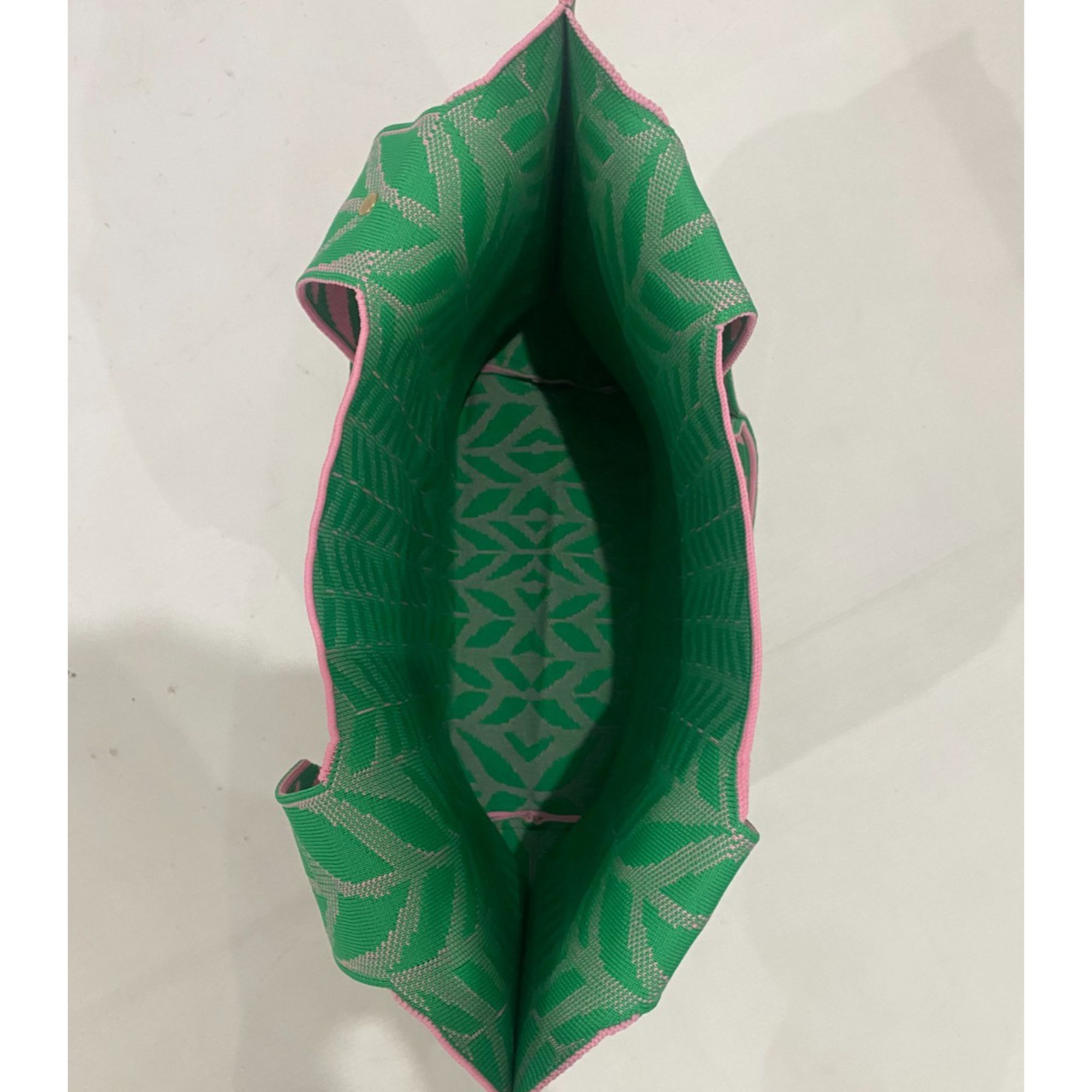 Alpha Kappa Alpha Knitted Tote Bag - Image 4