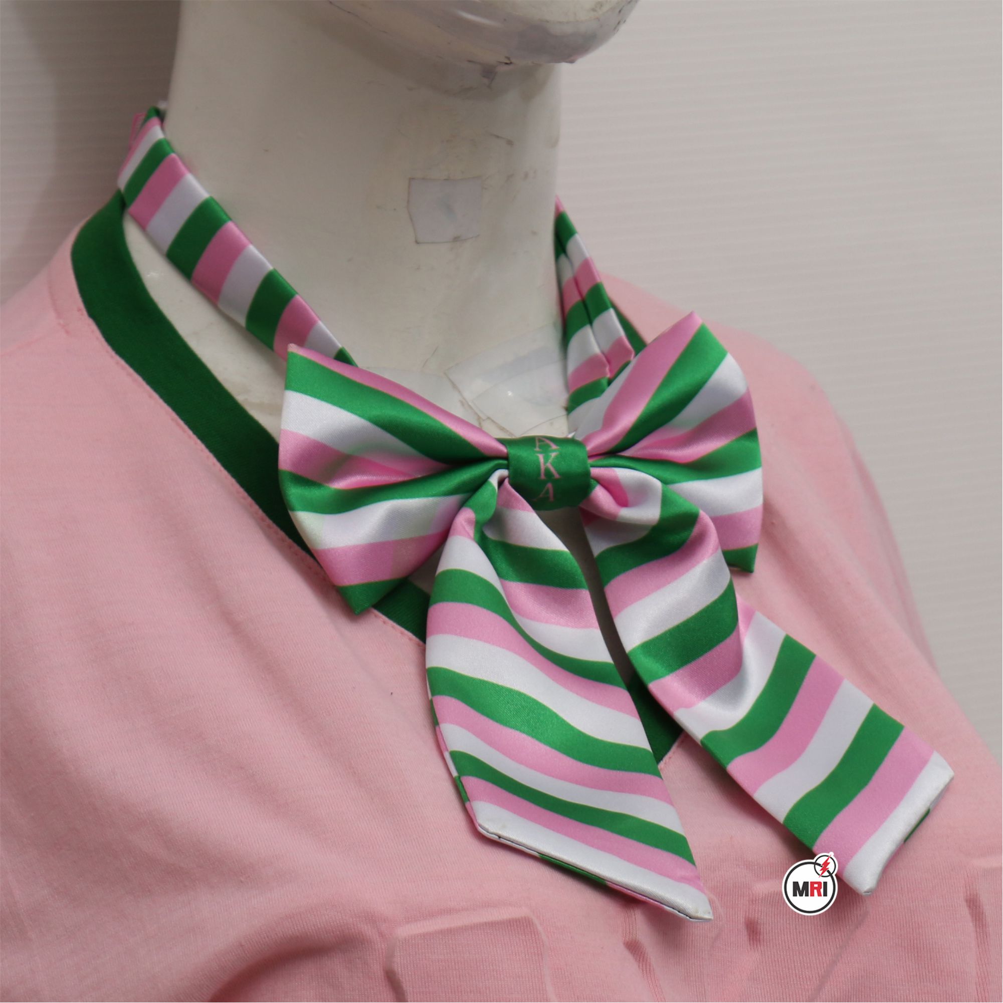 Alpha Kappa Alpha Ladies Bow Tie - Image 7